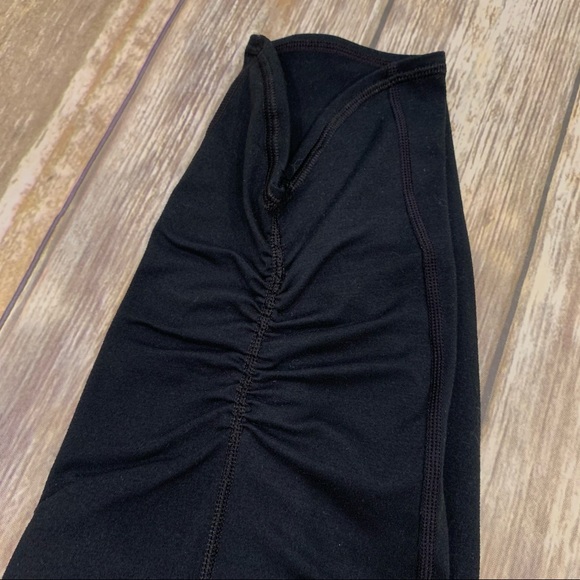 Fabletics Black Cropped Legging - Picture 5 of 9